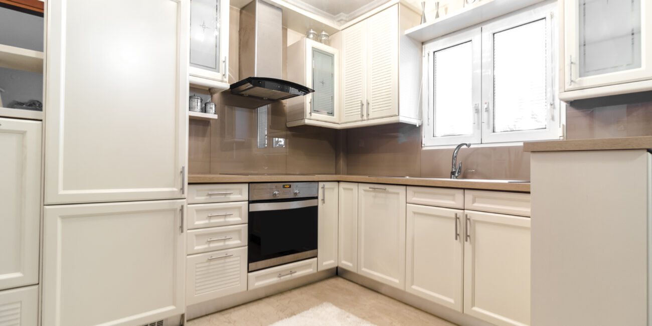 beige_kitchen_stolnaras_1