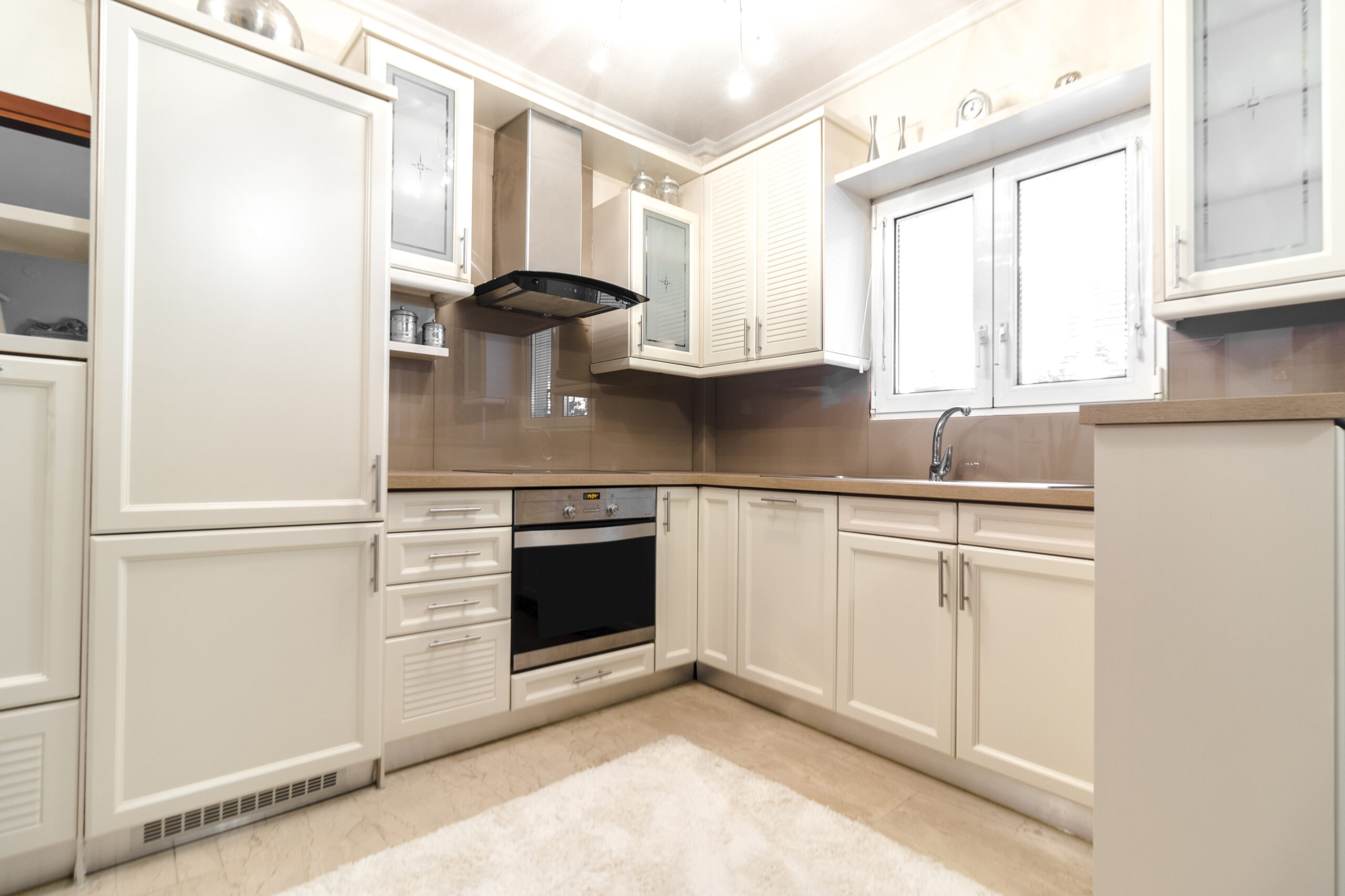 beige_kitchen_stolnaras_1