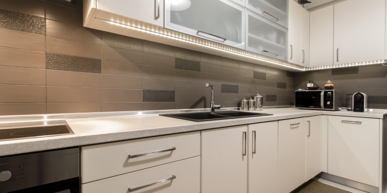 wood white kitchen_tsolnaras_1